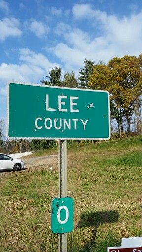 Lee County , KY sign Lee County, Highway Signs, Kentucky, Signs