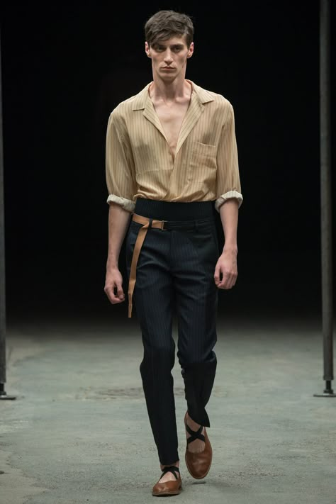 Producer Man, Moda Academia, Man Wear, Aesthetic Dream, 2015 Fashion, Dries Van Noten, Spring Summer 2015, Mens Street Style, Men's Collection