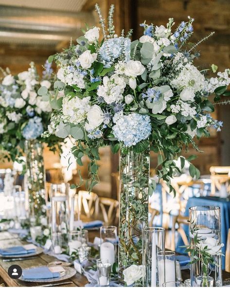 Wedding Tables Blue And White, Wedding Flower Table Arrangements, Blue And Green Wedding, Blue Hydrangea Wedding, Tall Centerpiece, Blue Centerpieces, Blue White Weddings, Light Blue Wedding, Hydrangeas Wedding