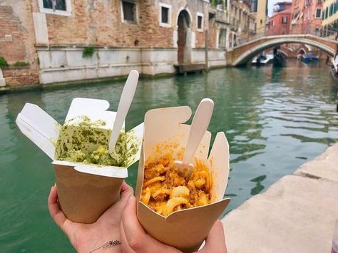 DAL MORO'S FRESH PASTA TO GO, Venice - Castello - Menu, Prices & Restaurant Reviews - Tripadvisor Pasta Box Takeaway, Pasta Box Packaging, Pasta Restaurant Design, Pasta Business, Pasta Branding, Pasta To Go, Pasta Delivery, Pasta Restaurant, Tiny Pasta