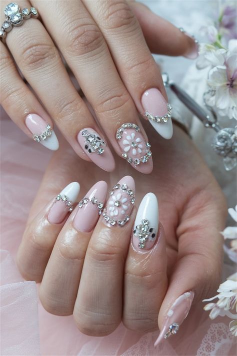 Elevate your nail game with these adorable rhinestone accents that perfectly embody cute nail ideas. Picture a delicate pastel base adorned with shimmering rhinestones, creating a stunning contrast that catches every eye. This style is not only playful but also chic, making it perfect for any occasion. Get ready to shine bright and express your unique flair with this enchanting nail design! Seasonal Nails, Cute Nail Art, Nail Games, Detail Art, Trendy Nails, Minimalist Fashion, Nail Inspo, Nails Inspiration, You Nailed It