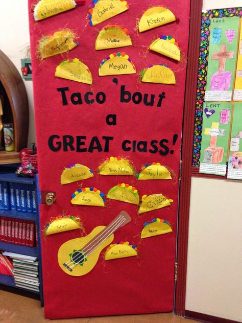 Fun Classroom Door Decorations, Fun Classroom Door Ideas, May Classroom Door, May Classroom Door Ideas, January Classroom Door Ideas, January Classroom Door, Birthday Boards Classroom Preschool, Thanksgiving Door Decorations Classroom, Thanksgiving Classroom Door