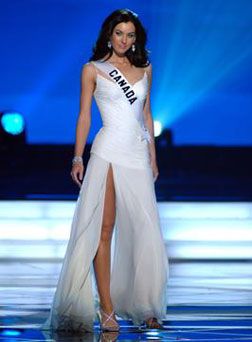 Love the look. See more at, http://www.photographyinstyle.com White Pageant Gown, Miss Universe Dresses, Miss Universe Gowns, Miss Canada, Character Inspiration Girl, White Evening Gowns, Miss Usa, Miami Beach Florida, Pageant Gowns