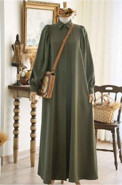 Kimono Style Abaya, Islamic Outfits For Women, Hijab Sewing, Islamic Outfits, Latest Abaya Designs, Latest Abaya, Simple Abaya, Hijab Design, Muslimah Fashion Casual