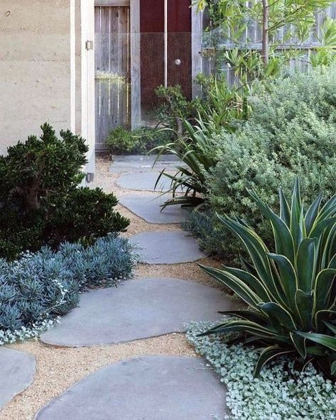 Australian Formal, Stepping Stone Ideas, Stepping Stone Pathway, Yard Remodel, Stepping Stone Paths, Flower Garden Plans, Stone Ideas, Front Yard Garden Design, Stone Pathway