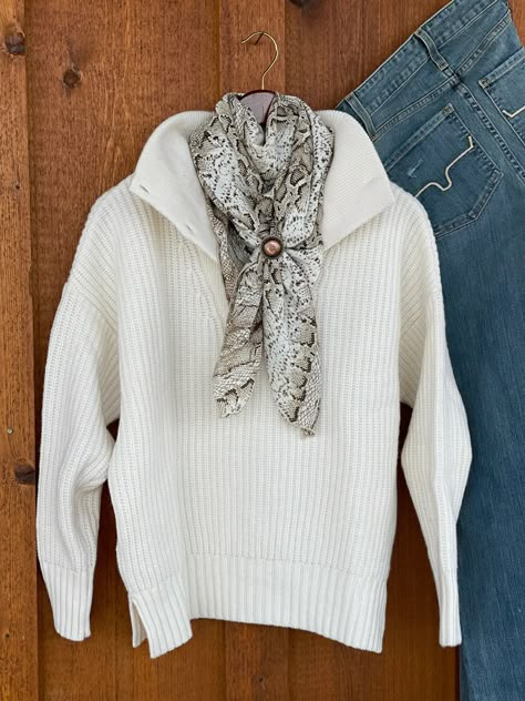 Snow Western Outfit, Rich Western Outfits, Warm Western Outfits Women, Western Sweaters For Women, Western Sweater Outfits, Western Sweater, Sweaters Western, Western Fall Fashion, Fall Western Sweaters