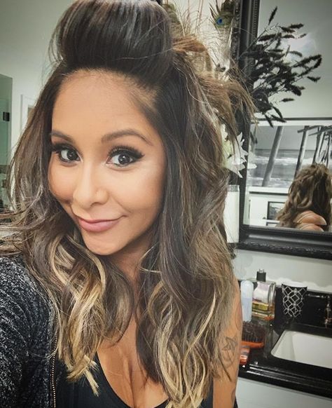 Snooki Hair, Nicole Polizzi, Nicole Snooki, New Hairstyle, Hair Makeover, Fancy Hairstyles, Oily Hair, Favorite Hairstyles, Jersey Shore