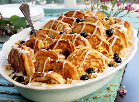 Blueberry Pancake Bread Pudding - Emily Ellyn Pancake Bread Pudding, Custard Bread Pudding, Pancake Bread, Pancake Casserole, Blueberry Pancake, Yes Chef, Pumpkin Bread Pudding, Breakfast Casserole Recipe, Pumpkin Custard