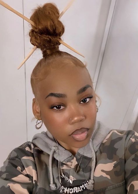 Top Knot Hairstyles For Black Women, Top Knot Bun With Color, 90s Two Ponytails, Brown And Pink Ponytail, Baddie Top Knot Bun, Slick Back Ninja Bun, Brown Sleek Ponytail, Too Knot Bun, Black Hair Aesthetic