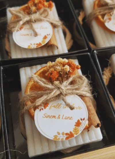 42 Enchanting "Fall In Love" Themed Bridal Shower Ideas - Fall In Love Wedding Favors, Bridal Shower Fall In Love, September Wedding Shower Ideas, Bridal Shower Fall Theme, November Bridal Shower Ideas, Falling In Love Bridal Shower Theme, Fall Bridal Shower Ideas Decoration, October Bridal Shower Ideas, Fall Themed Bridal Shower Ideas