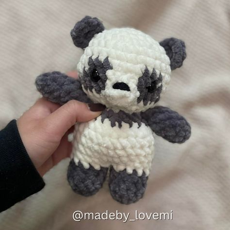 Tofu the Panda bear pattern release 🐻🐼🐻‍❄️ Swipe to see my testers makes -> I am not gonna lie, personally, I’m obsessed with this pattern it’s fast to make and looks so cute for markets 🤭 Share the first slide to your story and tag me to enter the secret pattern giveaway 👀 The pattern is up on my Etsy shop with 20% off 🐼 Fast Crochet Amigurumi, Crochet Panda Pattern, Crochet Panda Bear, Panda Crochet Pattern, Panda Stuff, Crochet Bears, Crochet Baby Projects, Panda Plush, Panda Pattern