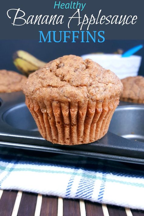 Banana Applesauce Muffins, Cooking Corn, Applesauce Muffins, Healthy Banana, Banana Healthy, Healthy Muffins, Banana Recipes, Banana Muffins, Whole Wheat Flour