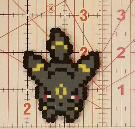 Made a bunch of umbreons in different poses. Enjoy these umbreon made out of perler beads. Perler Bead Patterns Ideas, Perler Creations, Perler Bead Ideas, Melting Beads, Pixel Pattern, Bead Ideas, Perler Bead Patterns, Patterns Ideas, Perler Bead