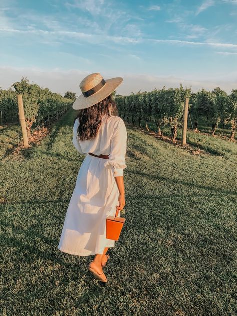 Dadou~Chic: What to Wear: Wine Tasting in the Hamptons Napa Outfit, Pippa Middleton Photos, Wine Tasting Outfit, Summer In Nyc, Wineries Outfit, Beach Outfits, Pippa Middleton, Summer Bucket, Style Blog