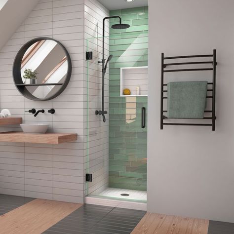 Narrow bathroom layout