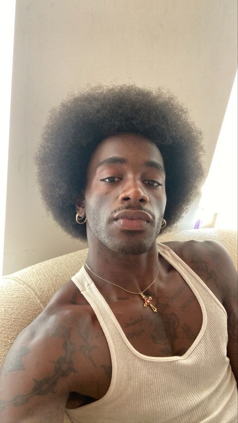 70s Afro Men, Afro Men Aesthetic, Black Men With Afros, 4c Afro Men, Men With Afros, Black Male Aesthetic, Afro Hair Men, Male With Black Hair, Black Man Hairstyle