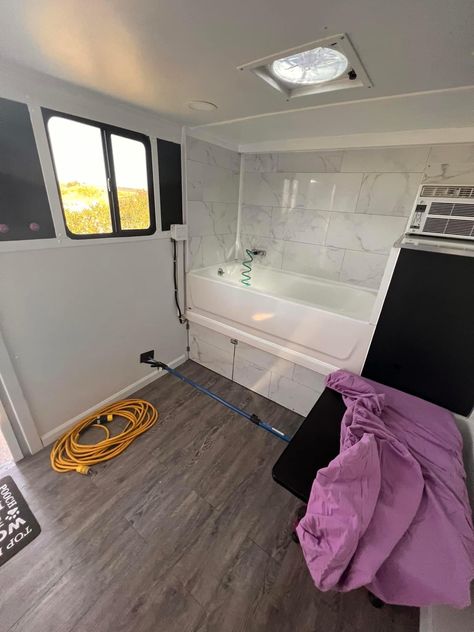 Dog Grooming Van Ideas, Grooming Trailer Ideas, Grooming Van Ideas, Dog Grooming Trailer, Dog Grooming Van, Grooming Trailer, Mobile Dog Grooming, Grooming Salons, Grooming Ideas