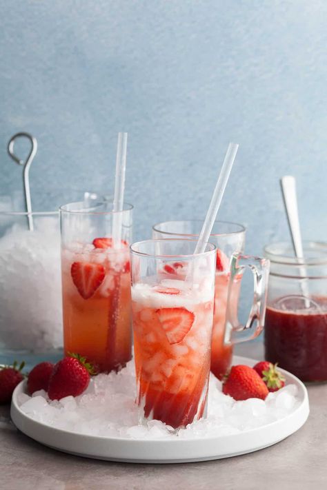 Learn how to make your own fruit-flavored soda water at home with this easy Italian strawberry soda recipe. Made with a homemade strawberry syrup, it’s a refreshing and flavorful way to cool off on a hot day. Strawberry Soda Recipe, Homemade Strawberry Syrup, Italian Cream Soda, Float Recipes, Tea Sandwiches Recipes, Sandwiches Recipes, Strawberry Soda, Homemade Soda, Italian Soda