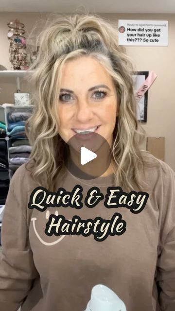 Suzy Turner 🔆 Makeup • Skincare • Hair 🔆 on Instagram: "Super easy and simple hairstyle using a small clear elastic. These elastics are the best bc they are so stretchy, cheap, and tons in a pack. I linked them under my amazon favorites. #hairtutorial #hairstyle #easyhairstyle #simplehairstyle #hairtips #seintartist" Ways To Style Crimped Hair, Small Elastic Hairstyles, How To Style Crimped Hair, Cute Crimped Hairstyles, Crimper Hairstyles, Crimp Hairstyles, Crimped Hairstyles, Simple Hairstyle, Easy Hairstyles Quick