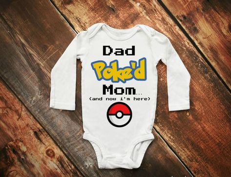 Pokemon Dad Poked Mom Hilarious SUPER SOFT Baby ONESIE ® by Gerber® Bodysuit Parent Baby Shower Gift Pokemon Gender Reveal Ideas, Pokemon Baby Announcement, Pokemon Pregnancy Announcement, Gamer Baby Shower Ideas, Anime Baby Shower Ideas, Pokemon Gender Reveal, Pokemon Baby Shower Ideas, Angel Spawn, 4th Baby Announcement