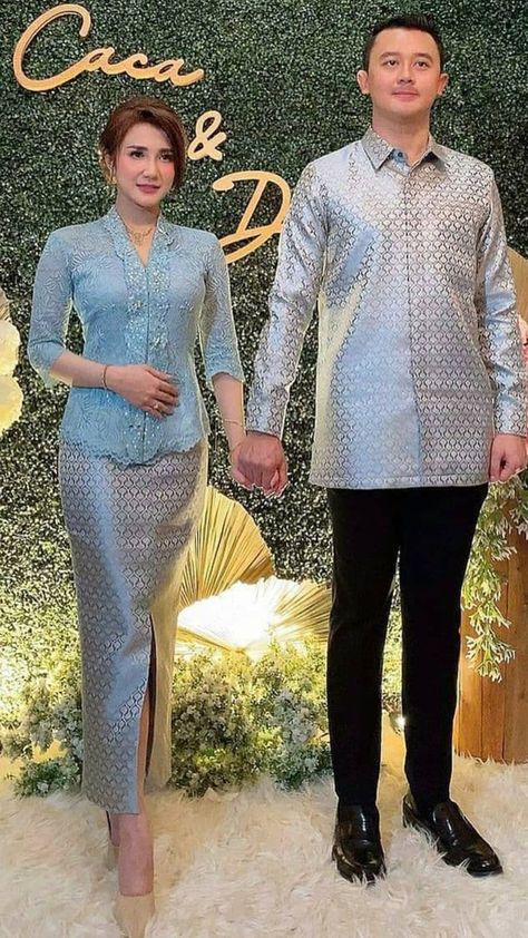 Kebaya Modern Simple, Ootd Kebaya, Renda Kebaya, Kebaya Simple, Model Dress Kebaya, Ootd Hijab Simple, Kebaya Lace, Batik Dress Modern, Teenage Dress