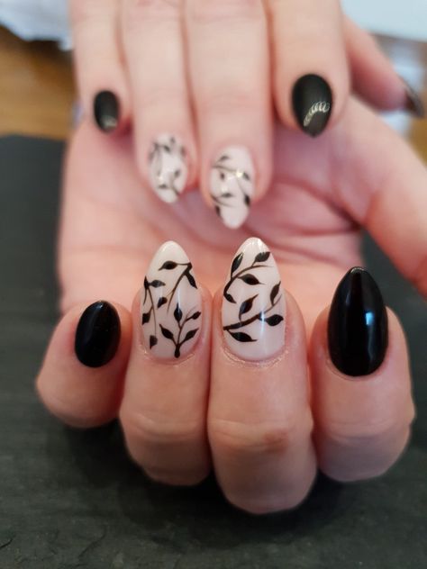 Black And Neutral Nails, Vine Nail Designs, Vine Nails, Ivy Nails, Bridesmaid Nails, Bridesmaids Nails, Black Ivy, Neutral Nails, Girly Stuff