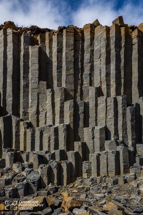 Basalt Columns, Trip Planner, Iceland Travel, Natural Phenomena, Land Art, Amazing Nature, Geology, Beautiful Landscapes, Wonders Of The World