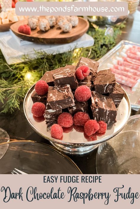 Dark Chocolate Raspberry Fudge Recipe, Raspberry Fudge Recipe, Calorie Counter App, Dark Chocolate Bark, Dark Chocolate Recipes, Pomegranate Recipes, Fudge Recipes Chocolate, Fudge Recipes Easy, Wine Tasting Party