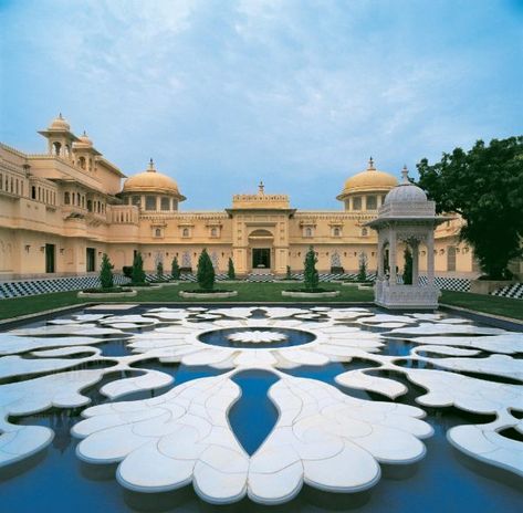 Oberoi Udaivilas Udaipur - BENSLEY Udaivilas Udaipur, Oberoi Udaivilas, India Palace, Ancient Persian Architecture, Decorative Fountains, Four Season Tent, Udaipur India, India Architecture, Persian Architecture