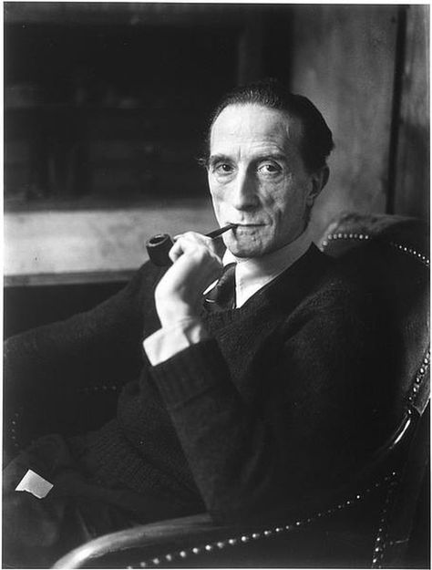 Marcel Duchamp Art, Eugène Delacroix, Most Famous Artists, Marcel Duchamp, Centre Pompidou, Famous Photographers, Man Ray, Female Photographers, Contemporary Modern Art