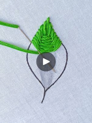 Double Feather Stitch, Doodles Embroidery, Basic Hand Embroidery, Basic Embroidery, Feather Stitch, Quilt Squares, Embroidered Quilts, Hand Embroidery Tutorial, Embroidery Tutorial