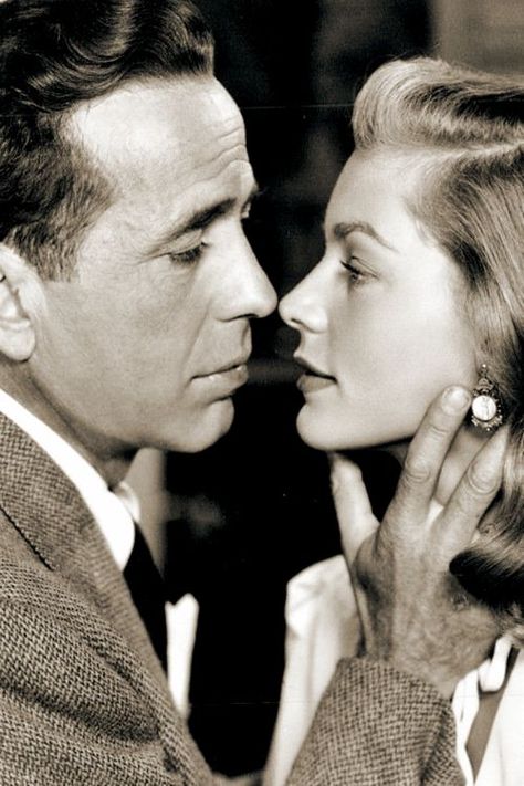 Bogie And Bacall, Bogart And Bacall, The Big Sleep, Colorized Photos, Robert Doisneau, Lauren Bacall, Humphrey Bogart, Actrices Hollywood, Hollywood Legends