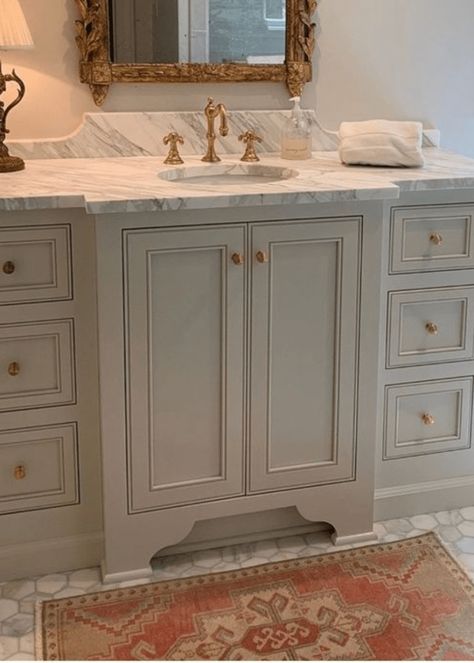 Timeless Bathroom Designs Inspiring My Remodel - Garden & Grace Vanities That Look Like Furniture, Pale Oak Bathroom Vanity, Traditional Master Bath Ideas, Elegant Guest Bedroom Ideas, Modern French Bathroom, Serena And Lily Bathroom, Bathroom Vanity Furniture, Spa Bathroom Design, Large Bathroom Vanity