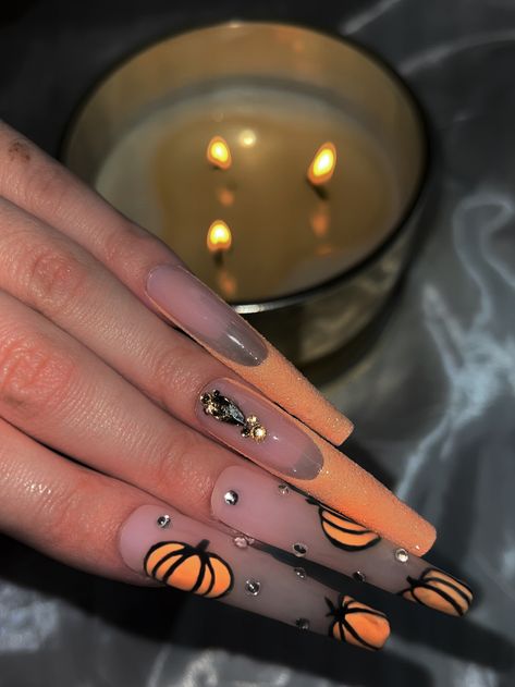 Ongles Bling Bling, Nails Spooky, Nails With Glitter, Simple Fall Nails, November Nails, Pumpkin Nails, Winter Nails Acrylic, Fall Acrylic Nails, Beauty Make-up