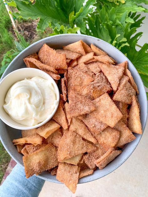 Homemade Cinnamon Sugar Chips With Cream Cheese Icing (GF&V) Cinnamon Sugar Chips, Churro Chips, Cinnamon Sugar Tortillas, Cinnamon Tortilla Chips, Cinnamon Tortillas, Homemade Chips, Simply Taralynn, Cream Cheese Dips, Cinnamon Chips