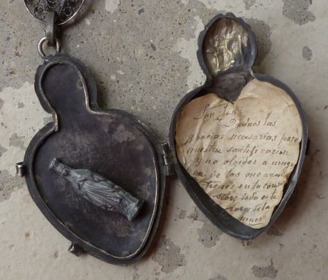 glitch-angel:ex voto locket containing a miniature relic of... Devils Advocate, Blurry Aesthetic, Italian Coast, Southern Gothic, Playlist Covers, Religious Icons, Sirius Black, Heart Locket, Heart Art