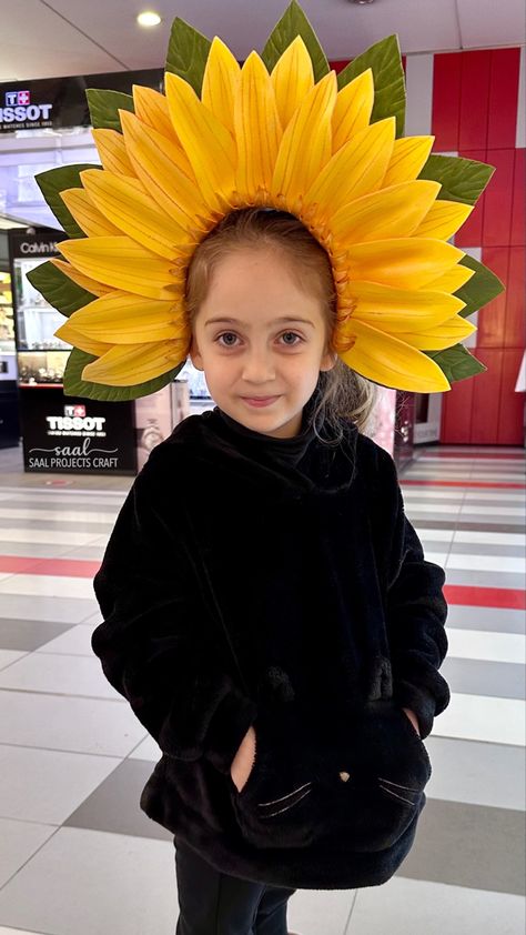 Sunflower Costume Diy, Daisy Costume Flower, Flower Costume Diy, Daisy Costume, Fancy Dress Costumes Kids, Yellow Flower Headband, Flower Mask, Sunflower Headband, Machine Embroidery Designs Projects