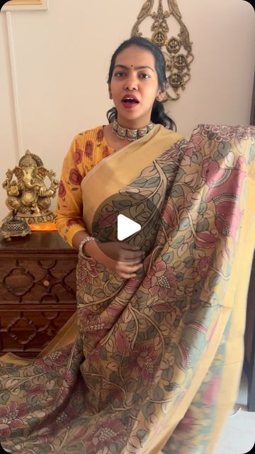 Go Ethynyc Creations on Instagram: "॥ आदित्य ॥🌸
.
KOSA TUSSAR SILKS X PENKALAMKARI ❤️
.
Saree : HAND PAINTED PEN kalamkari  in TUSSAR silk 
Shade and pattern :pista green shade on base 
blouse : ochre shade florals 
.
SWIPE TO SEE ALL PICTURES AND VIDEOS OF THE SAREE .
.
#go_ethynyc#penkalamkarisarees#penkalamkari#patanpatola#patolakalamkarisarees #madeinindia#handpaintedkalamkarisaree#handpaintedkalamkari#handpaintedsarees#weavesofandhra#weavesoftelengana#weavesofindia#sareeart#mythology #mythologyart#crafts #weavesofandhrapradesh#iwearhandloom#ilovehandloom#sareesofinstagram#sixyardsofelegance#100sareepact#naturalcolours #naturaldyed#isupportartisans#textilesofindia#world_of_handcrafted#craftsmanship#artisans #handwovensarees" Kosa Silk Saree, Pen Kalamkari Blouses, Penkalamkari Saree, Pen Kalamkari Sarees, Pista Green, Kalamkari Painting, Saree Blouse Patterns, Kalamkari Saree, Mythology Art