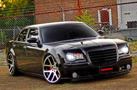 Custom 300C Chrysler black 2008 Chrysler 300 Custom, Chrysler 300 Hemi, Chrysler 300c Hemi, Chrysler 300 Custom, Chrysler 300 Srt8, Chrysler 300s, Chrysler Cars, Chrysler 300c, Dodge Magnum