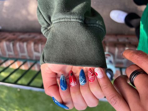 Matching Nails With Boyfriend Spiderman, Spider Man Nails, Spiderman Nails, Matching Nails, Spring Acrylic Nails, Nails Cute, Gf Bf, Blue Nails, Red And Blue