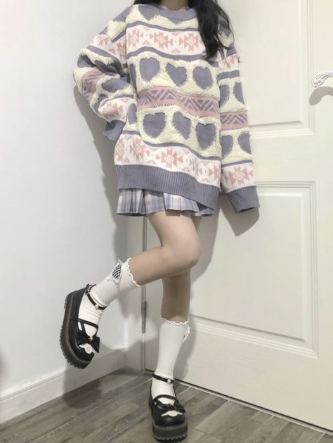 Purple Harajuku Outfit, Shibu Kawaii, Aesthetic Kawaii Outfits, Dark Kawaii Outfits, Cute 2000s Outfits, Outfit Inspo Korean, Harajuku Outfit, Blue And White Outfit, Pastel Harajuku