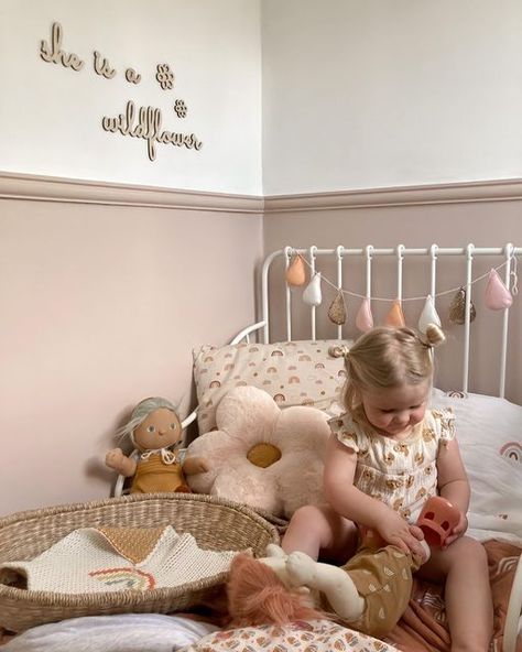 Space Saving Ideas For Home, Brown Nursery, Violet Room, She Is A Wildflower, Small Baby Room, Kids Bedroom Boys, Woodland Nursery Girl, Baby Deco, Baby Room Organization