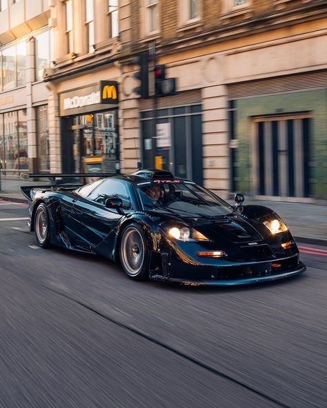 https://www.instagram.com/p/CXT8jwRAsj8/?utm_medium=share_sheet Car Decor Ideas, Mclaren Gtr, Car Seat Travel Bag, Car Care Kit, Car Tent Camping, Honda Pioneer 1000, Car Prints, Mclaren Cars, Car Tent