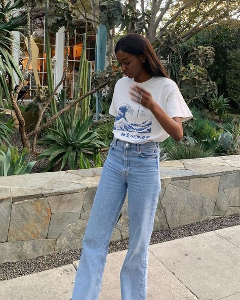 🌊 Wide Leg Jeans Outfit, Graphic Tee Style, Dressed To Impress, Jeans Outfit, Back To School Outfits, Basic Outfits, Wide Leg Denim, Blue Jean, Elevate Your Style