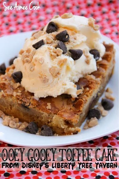 See Aimee Cook: Ooey Gooey Toffee Cake from Disney's Liberty Tree Tavern Ooey Gooey Toffee Cake, Ooey Gooey Cake, Liberty Tree Tavern, Disney Foods, Heath Bar, Liberty Tree, Toffee Cake, Gooey Cake, Disney Desserts