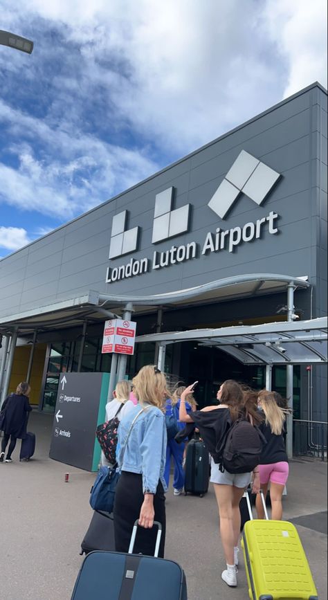 Picture Of Airport, Usa Airport Video, Airport Proof, Picture In Airport, Uk Airport, Airport Video, London Luton Airport, Luton Airport, London Airport