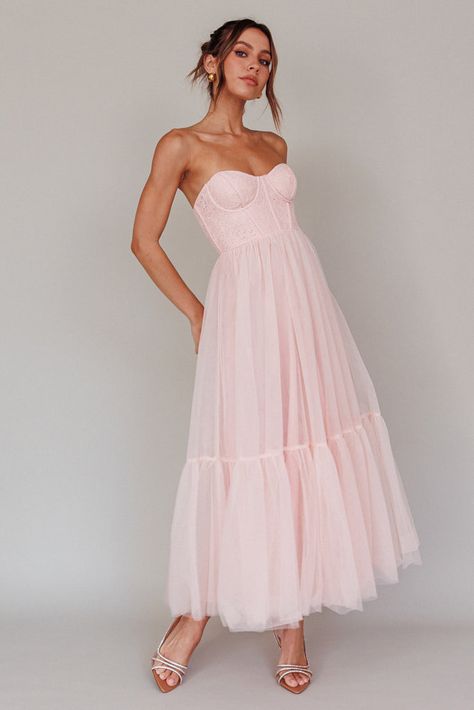 Dancing With Me Sweetheart Tulle Midi Dress Pink Pink Selfie, Bridesmaid Tulle, Tulle Prom Dresses, Pink Tulle Dress, Midi Dress Pink, Tulle Midi Dress, Pink Bridesmaid Dress, Selfie Leslie, Tulle Bridesmaid Dress