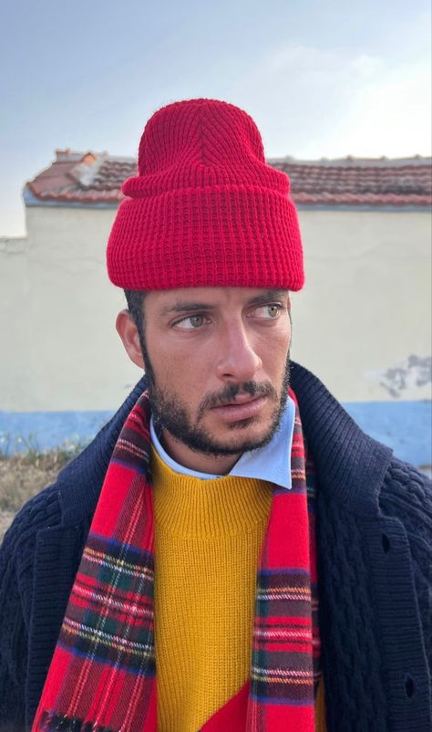 Beanie Styles, Workwear Men, Autumn Layering, English Dress, Mens Hats, Cashmere Beanie, Beanie Style, Knit Men, Mens Workwear