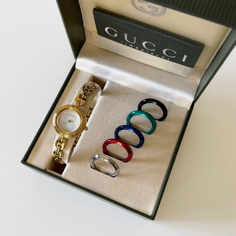 SOLD** Gucci interchangeable bezel watch from the 90s Gucci Bezel Watch, Bezel Watch, Boho Jewels, Boho Layering, Gucci Watch, Dream Watches, The 90s, Layered Necklaces, Time Piece