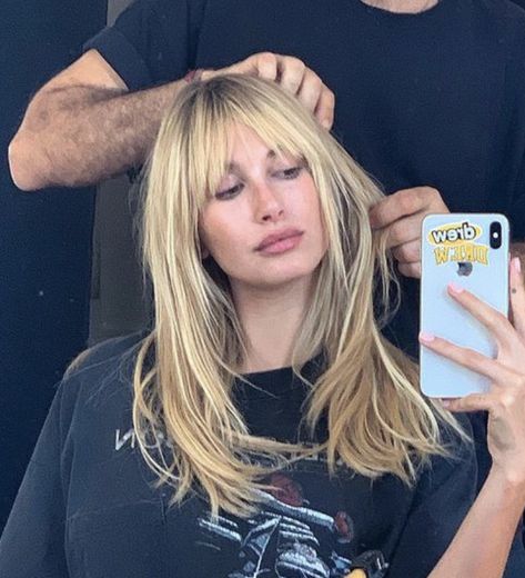 Blonde Hair Fringe, Wispy Bangs Hairstyles, Micro Pony, Blonde Layered Hair, London Hair, Blonde Bangs, Shaggy Hair, Beautiful Haircuts, Hailey Rhode Baldwin